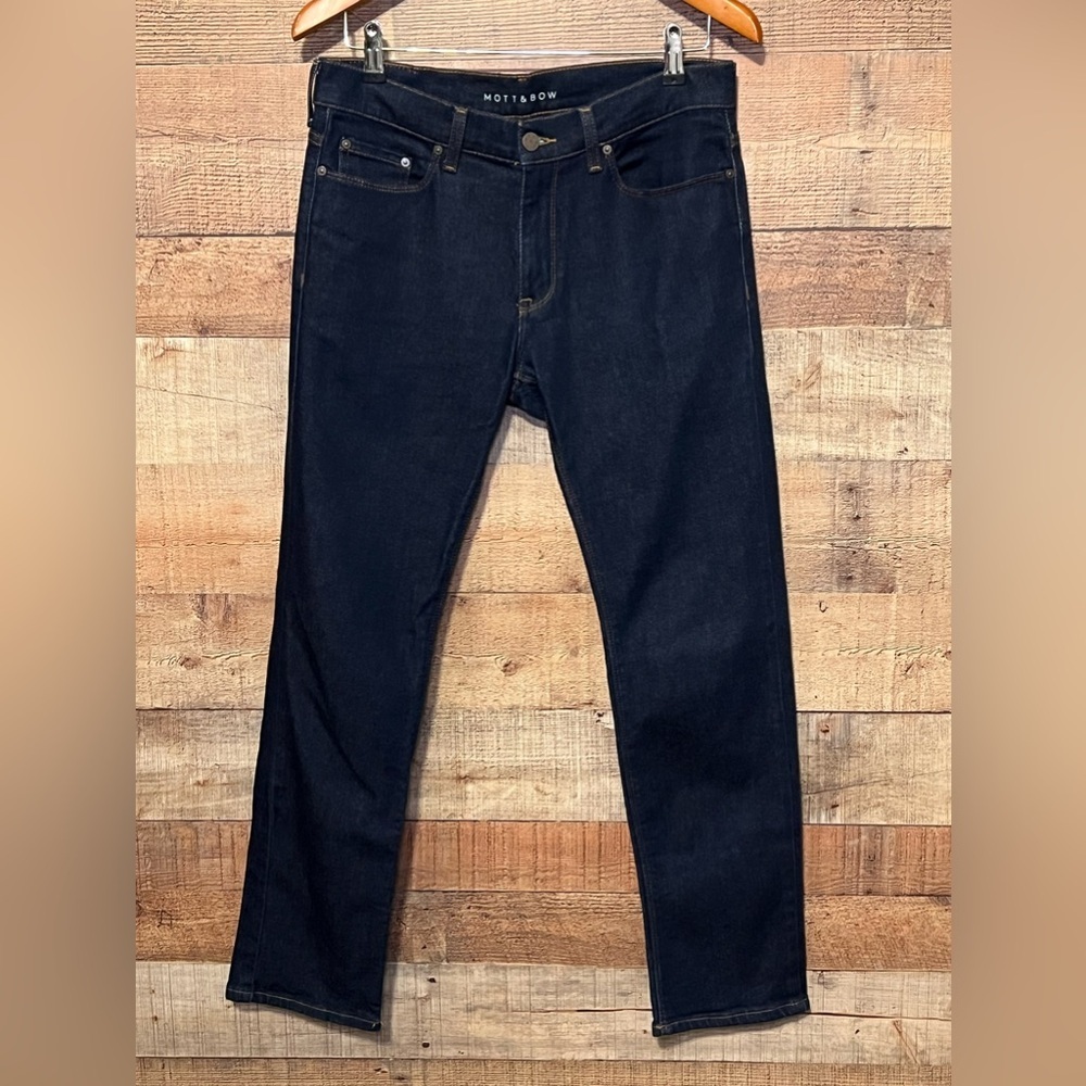 Mott & Bow Slim Oliver Jeans Men’s size 30x30 Dark Denim Tapered Leg Stretch